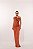 VESTIDO LONGO CREPE DE SEDA DECOTE CÔNCAVO DETALHE BABADO PLISSADO VERTICAL TERRACOTA - Imagem 1