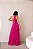 VESTIDO LONGO CHIFON GOLA ALTA DRAPEADO COM CAMADAS VERTICAIS FUCSIA - Imagem 3