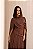 VESTIDO LONGO CHIFFON SEM ALÇA BUSTO CORSET C/ DECOTE CANOA DETALHE DRAPEADO CINTURA MARROM - Imagem 2