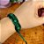 Pulseira artesanal com pedra natural Malaquita de macramê entrelaçado - Imagem 3