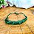 Pulseira artesanal com pedra natural Malaquita de macramê entrelaçado - Imagem 4