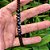 Pulseira de Ágata Preta e Hematita Macramê Fio de Seda - Imagem 5