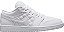 AIR JORDAN 1 LOW TRIPLE WHITE QUILTED - Imagem 1