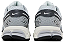 NIKE AIR ZOOM VOMERO 5 ' WOLF GREY COOL GREY ' - Imagem 3