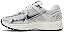 NIKE AIR ZOOM VOMERO 5 ' PHOTON DUST METALLIC SILVER ' - Imagem 4