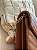 BOLSA SAINT LAURENT SHOUDEL BAG BROWN FERRAGENS DOURADAS - Imagem 4