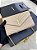 BOLSA SAINT LAURENT SHOULDER BAG BEGE FERRAGENS DOURADAS - Imagem 2