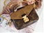 BOLSA LOUIS VUITTON MICRO METIS REVERSE CANVAS BROWN - Imagem 1