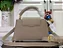 BOLSA LOUIS VUITTON SMALL CAPUCINES - Imagem 2
