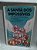 Livro a Santa dos Impossíveis- Vida de Santa Rita de Cássia Autor Rocha, Hylton M. (1980) [usado] - Imagem 1