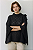 PONCHO COM FLORES EM TRICOT - Imagem 1