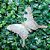 Kit 3 Borboletas Decoradas Gliter Champanhe Furta Cor Plumas Luxo 8cm - Magizi - Imagem 3