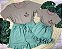 Conjunto verão Mãe e Filha: Camiseta Bordada 'Doce como cereja' e Shorts verde babados - Imagem 2