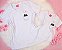 Kit Mãe e Filha Camiseta Gatinho no Bolso Branca – Tamanhos 2 ao G3 - Imagem 1