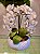 Arranjo Artificial 4 Orquídeas Brancas Vaso de Cerâmica Branco - Imagem 2