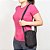 Bolsa Mini 2 Litros Curtlo C/ Porta Celular - Preto - Imagem 6