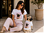 Camiseta Feminina Tal Mãe Tal Pet em Algodão – Estampa de Raça de Cachorro Pug - Imagem 2