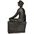 Escultura Homem Sentado Na Mala - Imagem 2