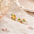 Brinco Flores Coloridas banho Ouro 18k - Imagem 3