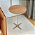 Mesa Lateral Redonda Alta FLAT Dourada Cinamomo Natural - Imagem 1