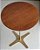 Mesa Lateral de Apoio Redonda Baixa FLAT Minimalista Dourada Cinamomo Castanho - Imagem 4