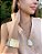 Colar Banhado com Verniz e Pingente Off White em Resina - Imagem 4