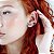 Brinco Ear Cuff Cravejado em Zircônias Coloridas Banhado a Ouro 18k - Imagem 2