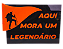 Display "Aqui Mora um Legendário"  Acrilico (15x21x5 cm) - Imagem 1