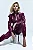 Conjunto Marsala em Couro PU Jaqueta Cropped Gola Alta e Calça com Zíper Nara - Imagem 2