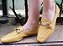 LOAFER EM COURO 79993 MOSTARDA / FIVELA DOURADA - Imagem 7
