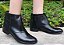 BOTA COURO 87171 PRETO / DETALHE RECORTE EM TIRAS / DOSE EXTRA DE BELEZA E CONFORTO NO SEU LOOK - Imagem 3