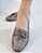 SAPATILHA CONFORTO 655573 CINZA ONIX METALIZADO - Imagem 4