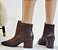 BOTA CONFORTO EM COURO 2125811 MARROM BROWN / COSTURAS / FORRAÇÃO INTERNA EM MALHA CACHARREL ACETINADA / PALMILHA MAIS ALTA E MACIA  / SOLADO ANTIDERRAPANTE - Imagem 2