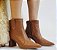 BOTA CONFORTO EM COURO 2025812 CAMEL / FORRAÇÃO INTERNA EM MALHA CACHARREL ACETINADA / PALMILHA MAIS ALTA E MACIA / SOLADO ANTIDERRAPANTE - Imagem 1