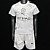 Novo Kit Infantil Manchester City Edição Dragão de Madeira Camisa e Short  2024 / 2025 - Imagem 1