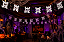 Guirlanda de Papel Caveira Com Osso Halloween - 2 Metros - Imagem 1
