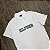 Polo Tommy Hilfiger Letreiro XM05641 Branca - Imagem 2