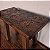 Banquinho de Madeira com Textura Rústica e Nós Aparentes - 63x32x47cm - Imagem 8