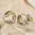 Brinco argola coração em banho de ouro 18k cravejado de zircônias coloridas - Imagem 3