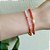 Pulseira elástica de pedras naturais jade coloridas e detalhes em banho de ouro 18k - Imagem 2