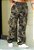 Calça Cargo Oversized Camuflada - Imagem 1