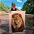 Quadro Decorativo Canvas Animal Selvagem Leão Olhos Amarelos e Fundo Rosé Vertical - Imagem 2
