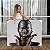 Quadro Decorativo Canvas Mulher com Joias Douradas e Maquiagem Black Gold Horizontal - Imagem 1