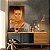 Quadro Decorativo Canvas Rosto Feminino Dourado com Mão no Queixo Vertical - Imagem 3