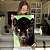 Quadro Decorativo Canvas Animal Selvagem Pantera Negra Olhos Amarelos Fundo Verde Vertical - Imagem 5