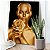 Quadro Decorativo Flutuante Mulher com Maquiagem Dourada Flor cor de Ouro nas Mãos - Imagem 2
