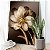 4000] Quadro Decorativo Flutuante Floral Dourado com Pérolas Vertical - Imagem 2