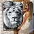Quadro Decorativo Flutuante Animal Selvagem Face Leão em Preto e Branco Vertical - Imagem 1
