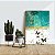 Quadro Decorativo Flutuante Abstrato Borboletas Douradas Fundo Branco e Verde Água Vertical - Imagem 3