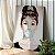 Quadro Decorativo Canvas Audrey Hepburn com Bola de Chicletes Azul Vertical - Imagem 2